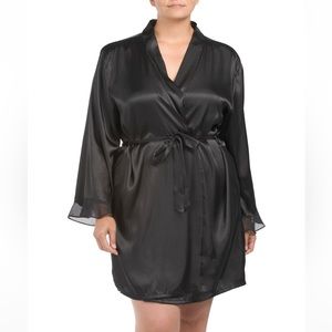 3X Satin Robe 🖤
